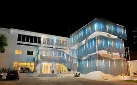 The Shoreline Subic Hotel